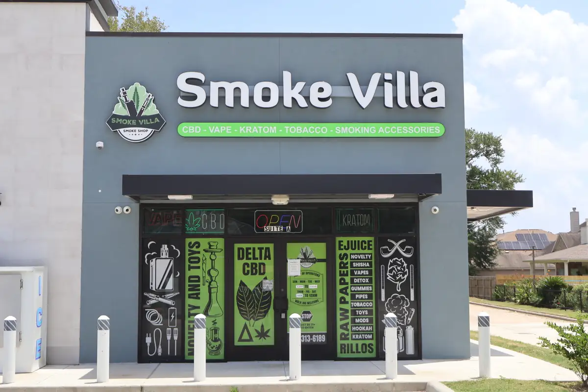 Smoke Villa Spring storefront